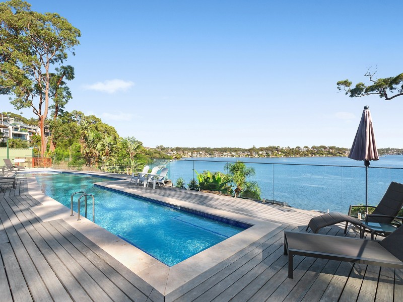 1/3 Madeira Street, Sylvania NSW 2224