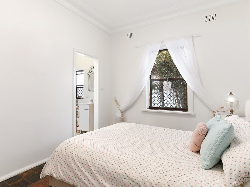 1 Glenview Street, Kogarah Bay NSW 2217