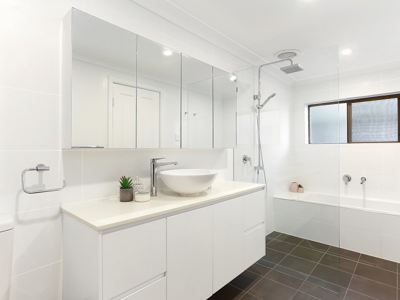 1 Glenview Street, Kogarah Bay NSW 2217