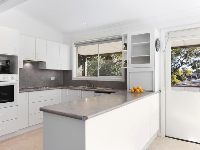 64 Henry Lawson Drive, Peakhurst NSW 2210