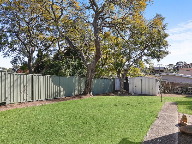 64 Henry Lawson Drive, Peakhurst NSW 2210