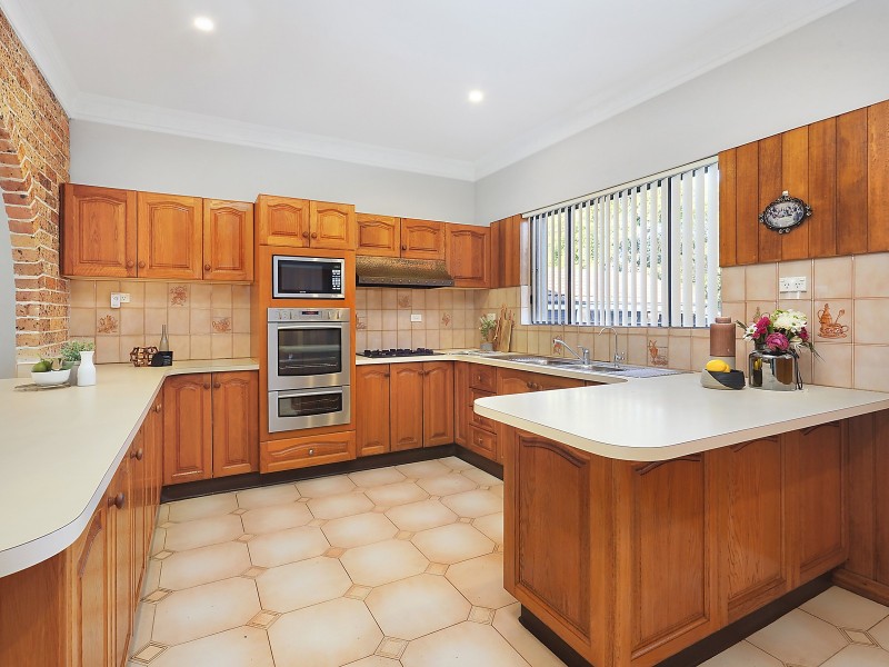 27 Harslett Crescent, Beverley Park NSW 2217