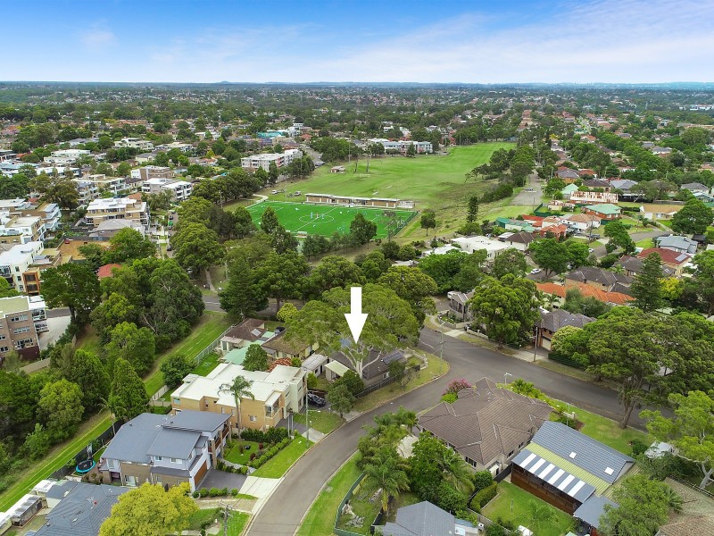 27 Trafalgar Street, Peakhurst NSW 2210