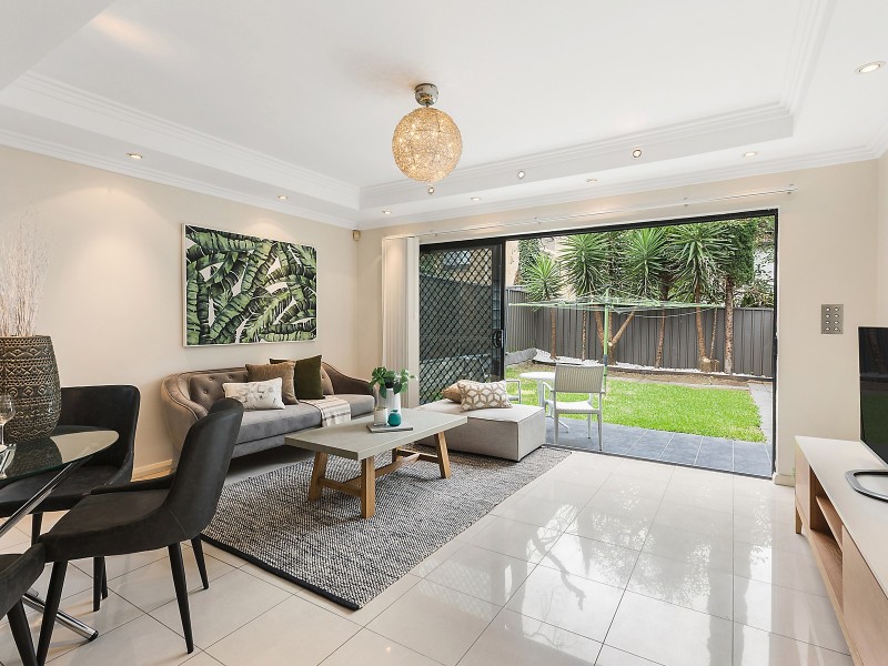 17 Universal Street, Mortdale NSW 2223