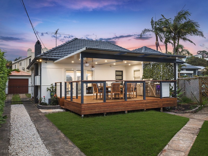 16 Clare Street, Sylvania NSW 2224