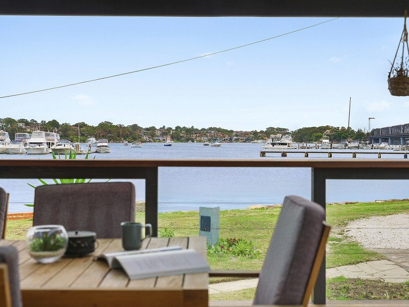 16 Clare Street, Sylvania NSW 2224