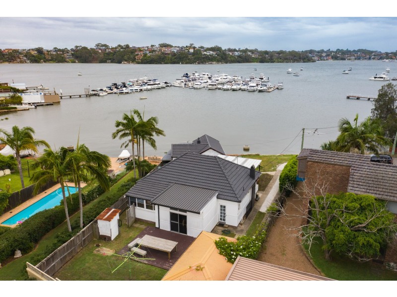 16 Clare Street, Sylvania NSW 2224