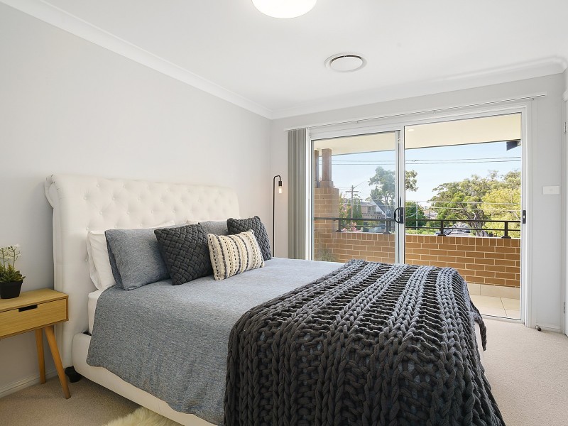 90 Holt Road, Sylvania NSW 2224