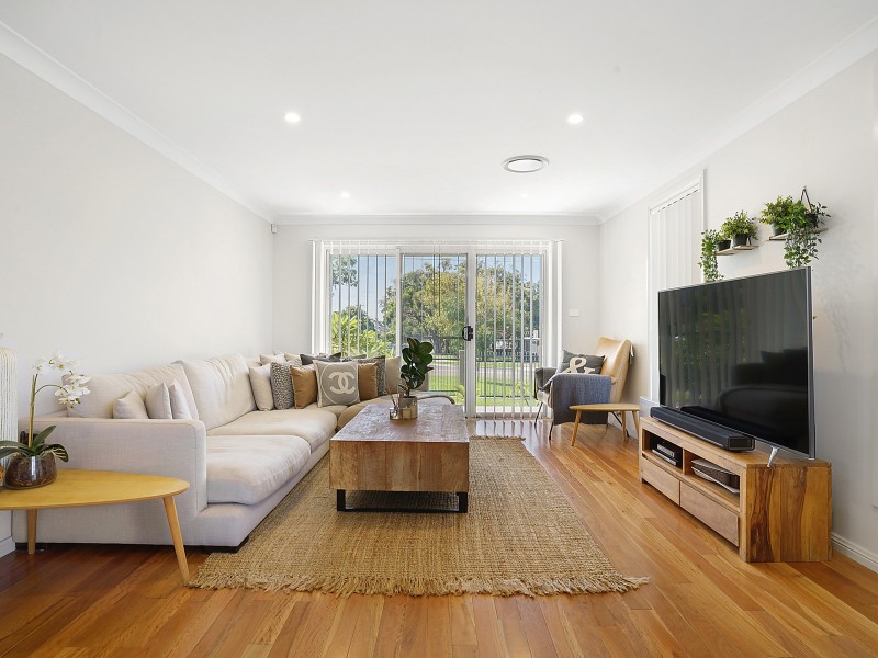 90 Holt Road, Sylvania NSW 2224