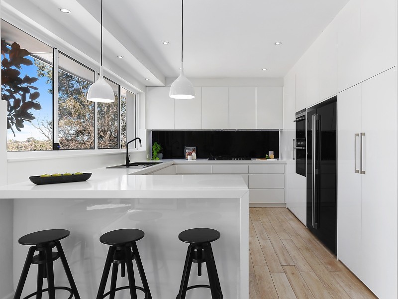 11 Faye Avenue, Blakehurst NSW 2221