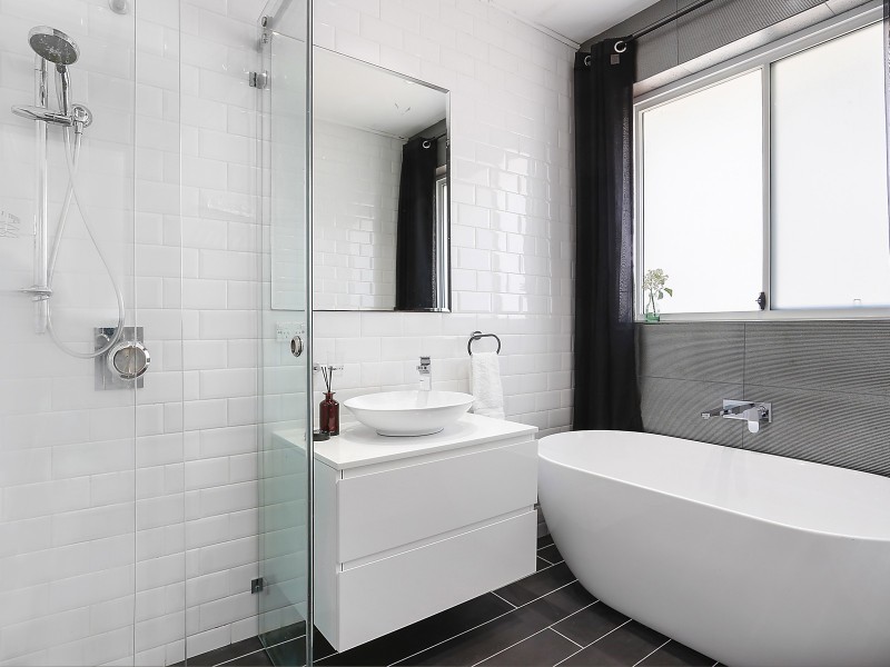 11 Faye Avenue, Blakehurst NSW 2221