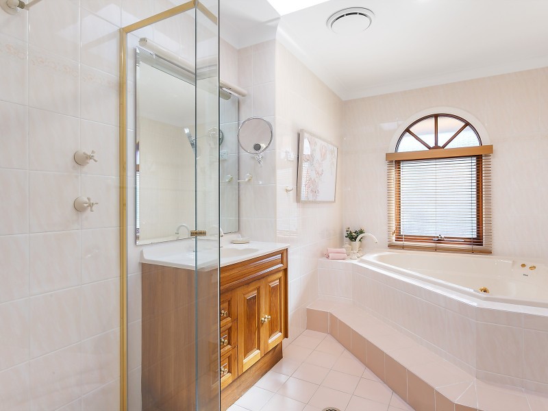 254 Woolooware Road, Burraneer NSW 2230