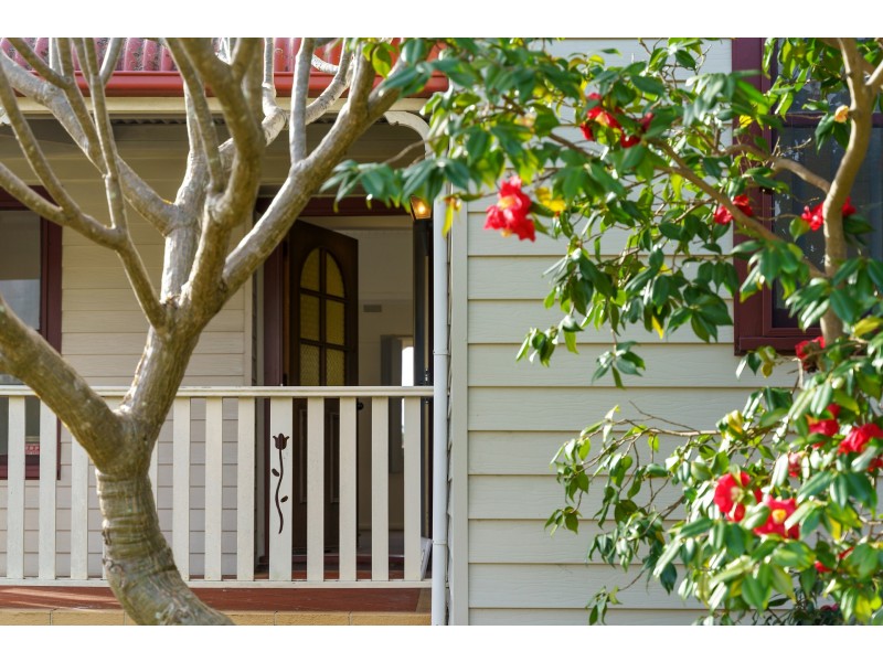 80 Henry Lawson Drive, Peakhurst NSW 2210