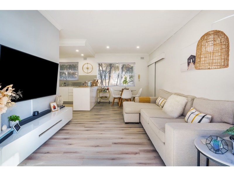 2/182 Russell Avenue, Dolls Point NSW 2219