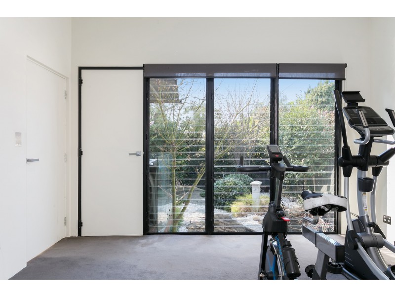 122 Holt Road, Taren Point NSW 2229