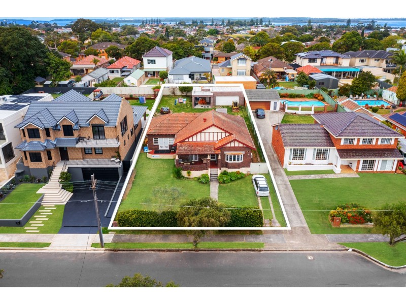 48 Vista Street, Sans Souci NSW 2219