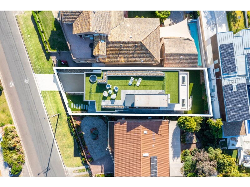 31 Riverside Drive, Sans Souci NSW 2219