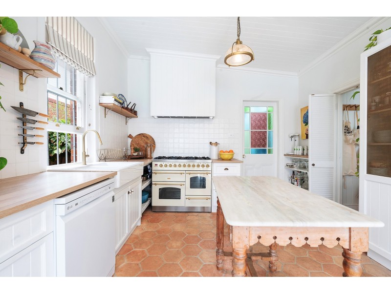 32 Bowns Road, Kogarah NSW 2217