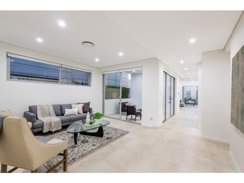 35A Bonanza Parade, Sans Souci NSW 2219