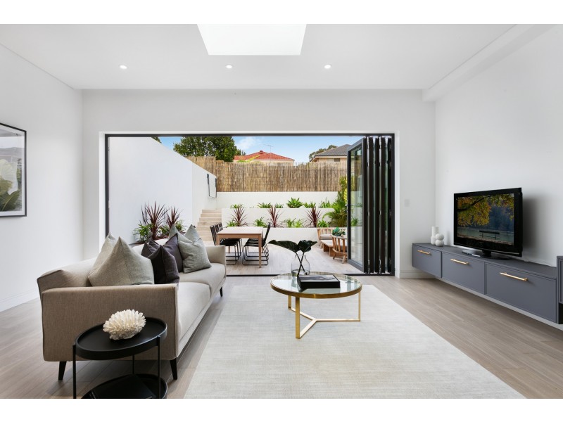 126A Holt Road, Taren Point NSW 2229