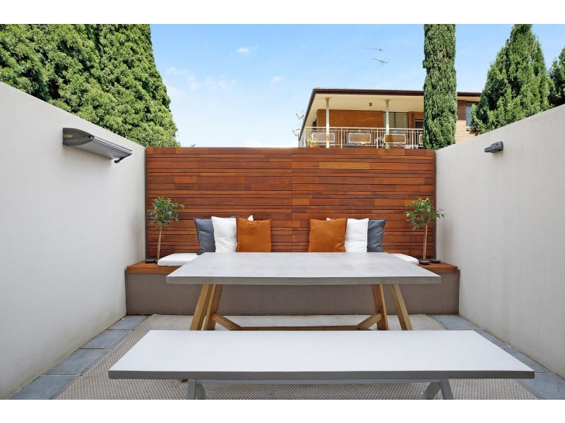 9/384A Railway Parade, Carlton NSW 2218