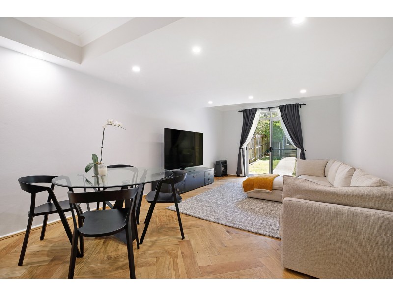 9/384A Railway Parade, Carlton NSW 2218