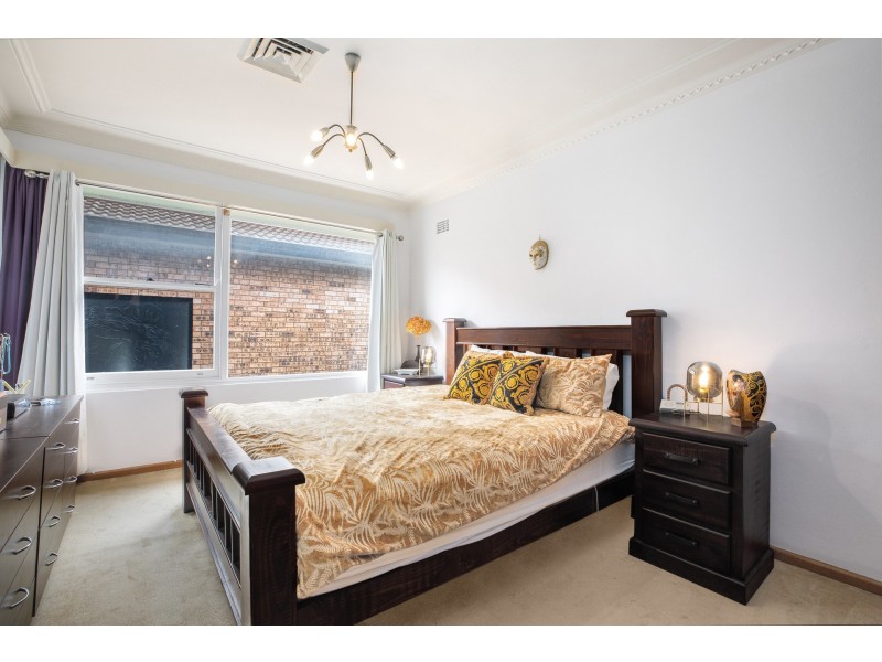 3 Evelyn Street North, Sylvania NSW 2224