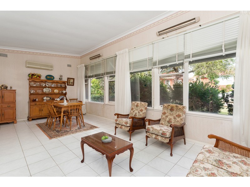 4 Traynor Avenue, Kogarah NSW 2217