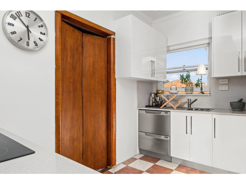 14 Flatrock Road, Kingsgrove NSW 2208