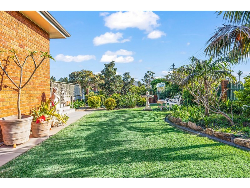14 Flatrock Road, Kingsgrove NSW 2208