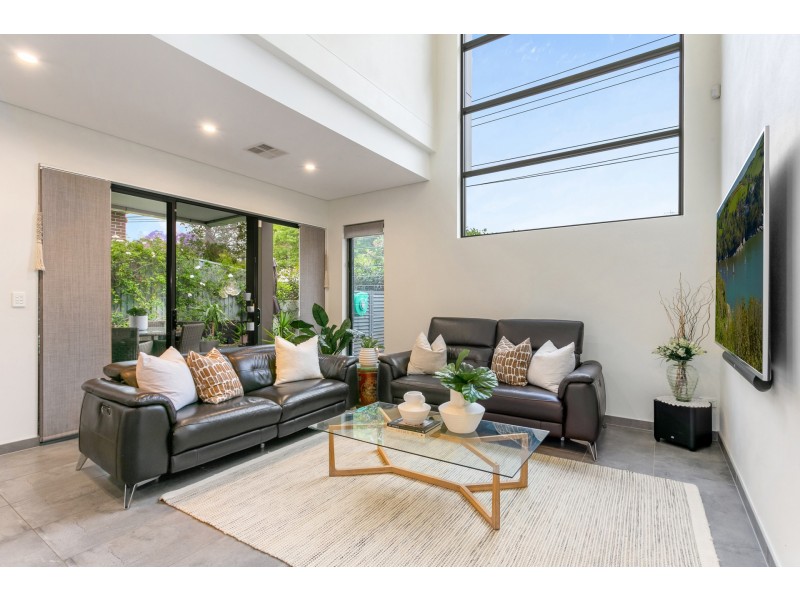 68 Easton Avenue, Sylvania NSW 2224