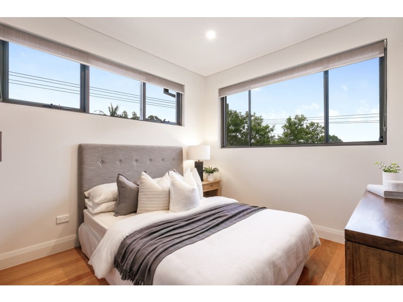 68 Easton Avenue, Sylvania NSW 2224