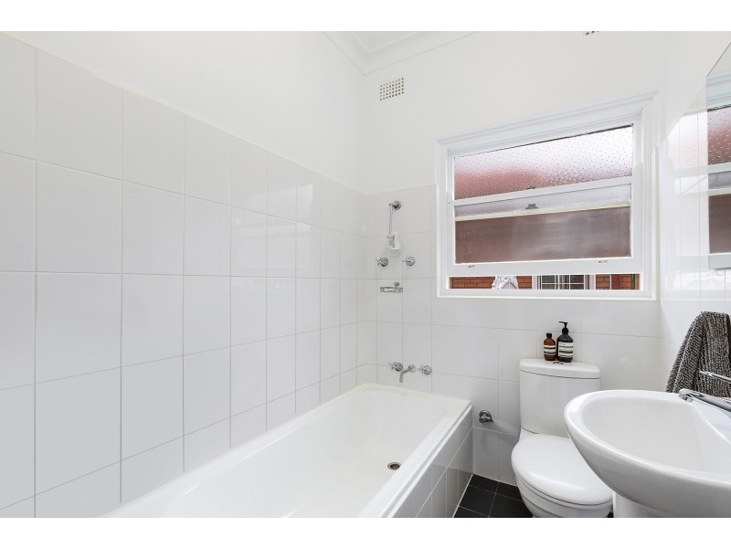 2/4 York Street, Rockdale NSW 2216