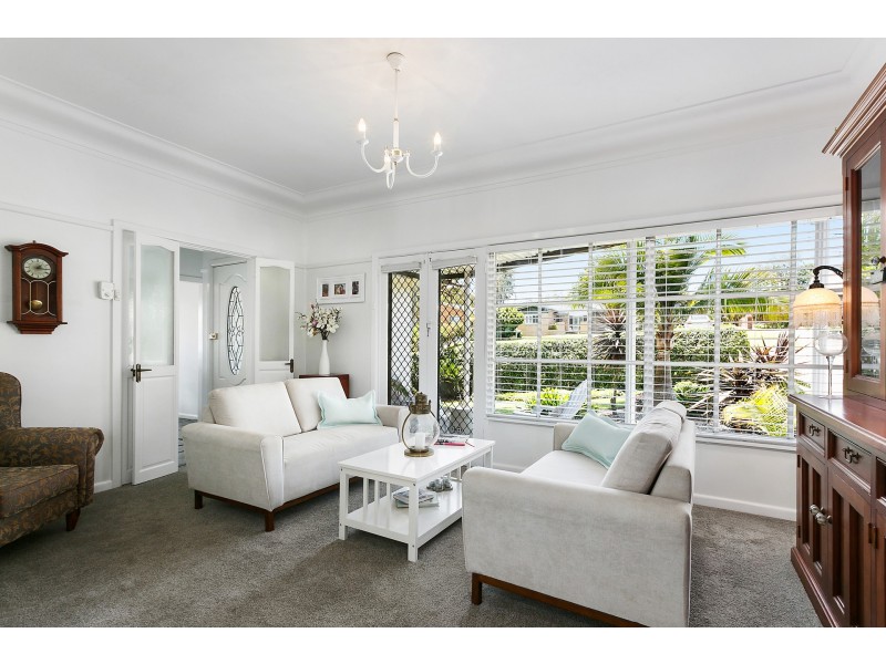 76 Forest Road, Miranda NSW 2228