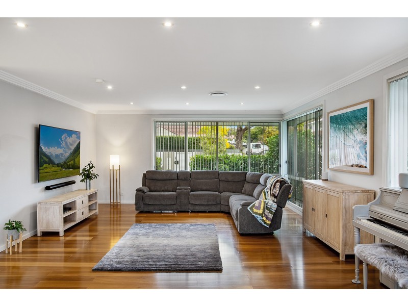 2 Woorak Crescent, Miranda NSW 2228