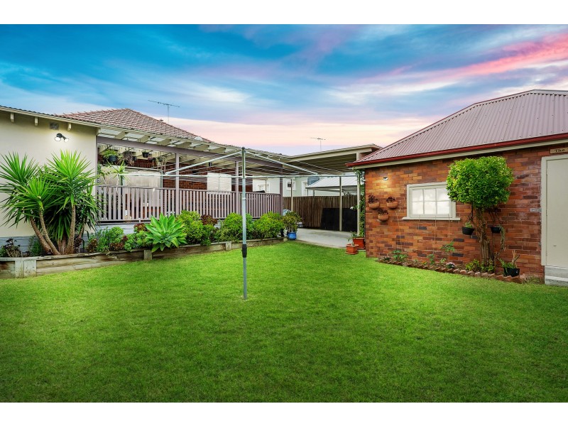 25 Hillpine Avenue, Kogarah NSW 2217