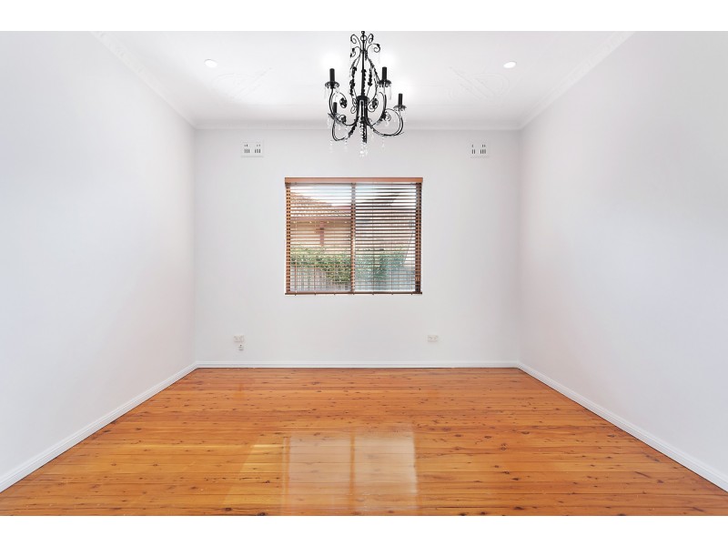 32 Seymour Street, Hurstville Grove NSW 2220