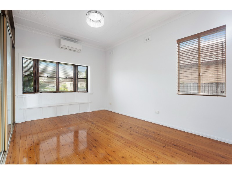 32 Seymour Street, Hurstville Grove NSW 2220