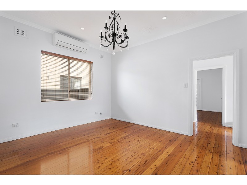 32 Seymour Street, Hurstville Grove NSW 2220