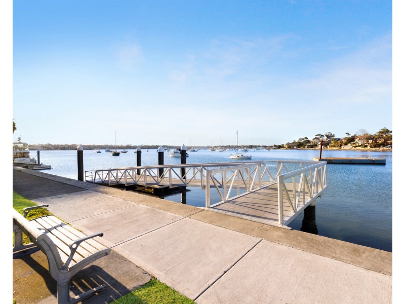 83 Old Taren Point Road, Taren Point NSW 2229