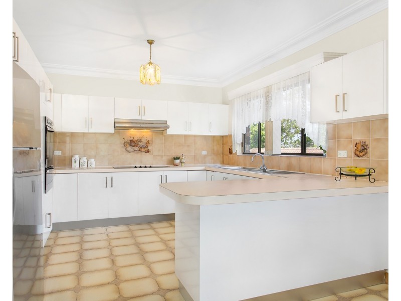 18 Caledonian Street, Bexley NSW 2207