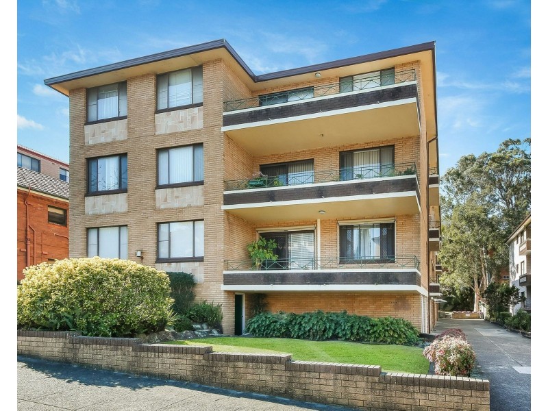 4/16 Jubilee Avenue, Carlton NSW 2218