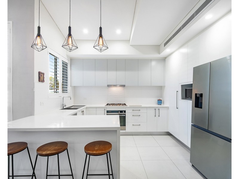 60B Crammond Boulevard, Caringbah NSW 2229