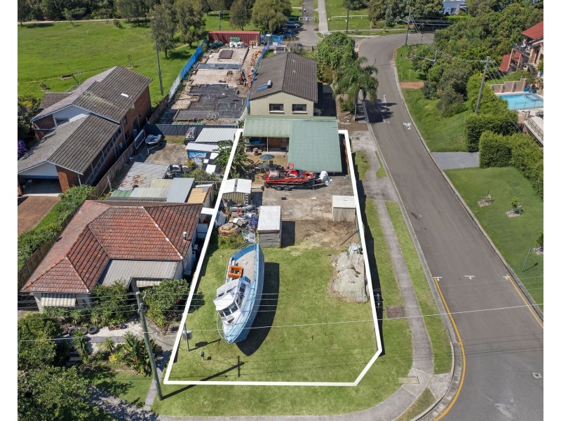 100 Woodlands Road, Taren Point NSW 2229