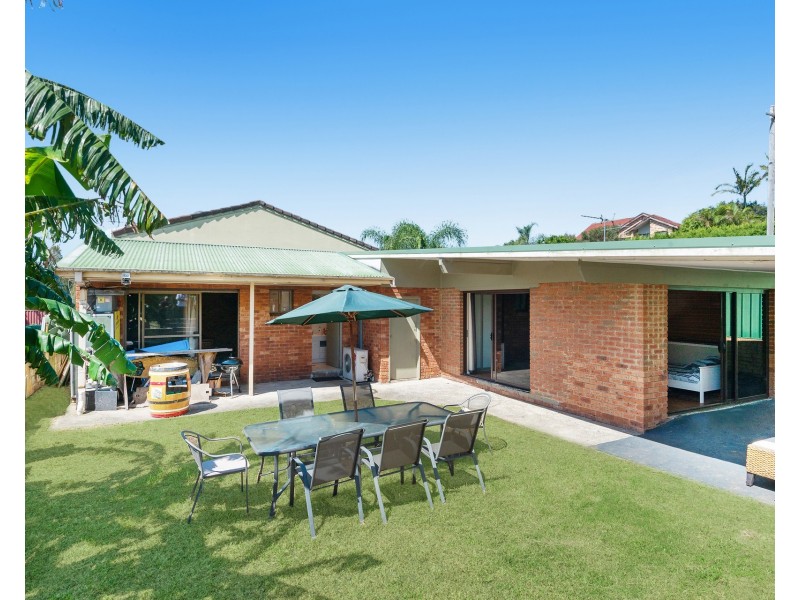 100 Woodlands Road, Taren Point NSW 2229