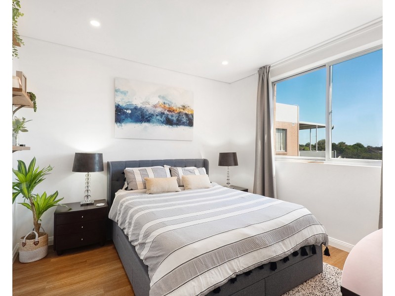 6/637 Forest Road, Bexley NSW 2207