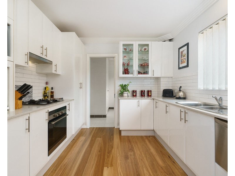 33 Russell Avenue, Sans Souci NSW 2219