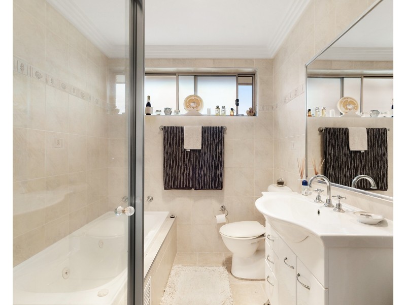 33 Russell Avenue, Sans Souci NSW 2219