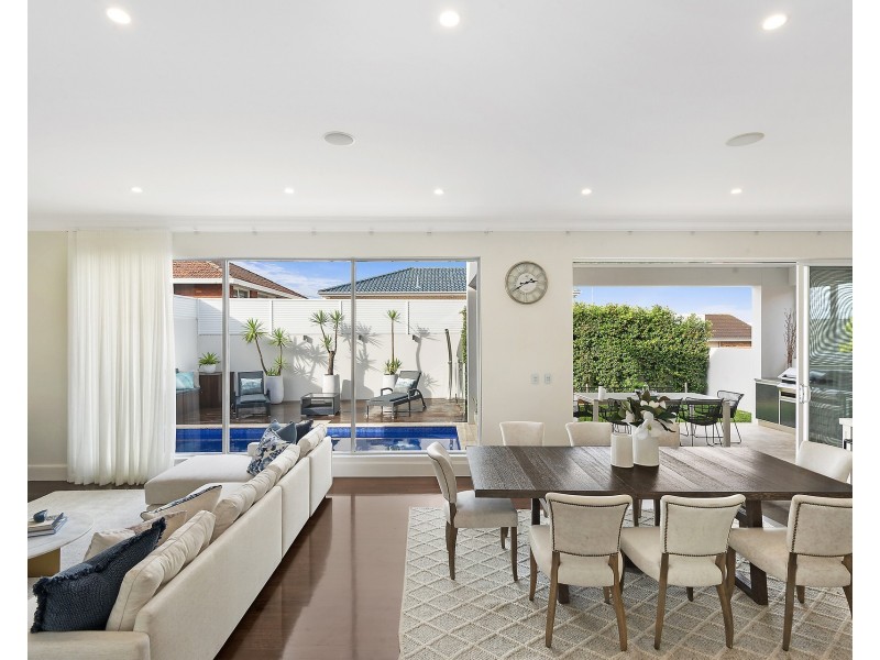 10 Wharf Road, Kogarah Bay NSW 2217