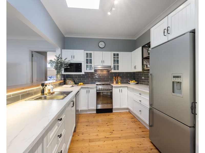 46 Mundakal Avenue, Kirrawee NSW 2232